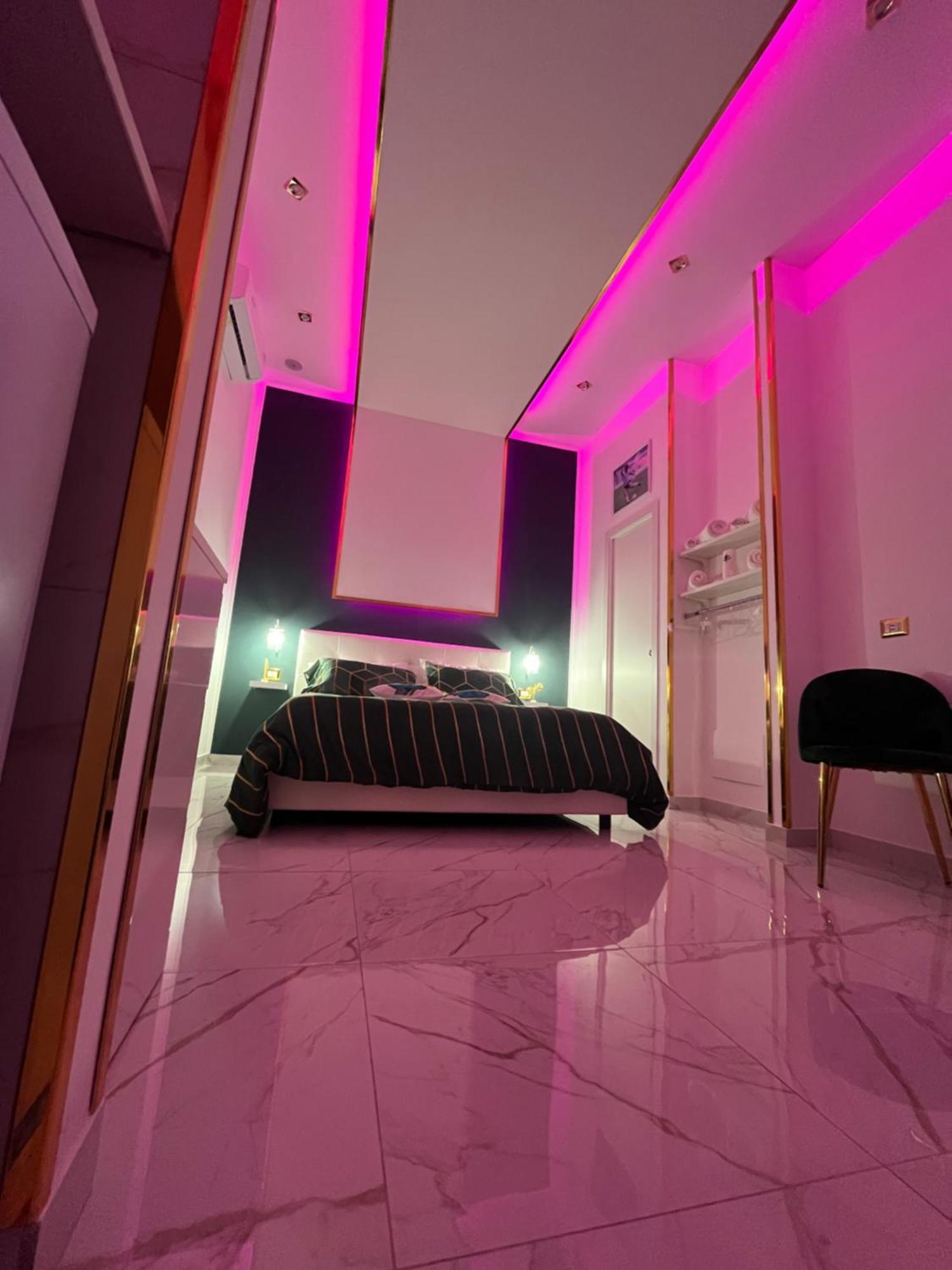דירות נאפולי Regina House מראה חיצוני תמונה