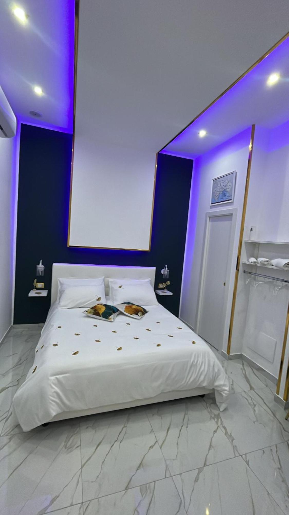 דירות נאפולי Regina House מראה חיצוני תמונה