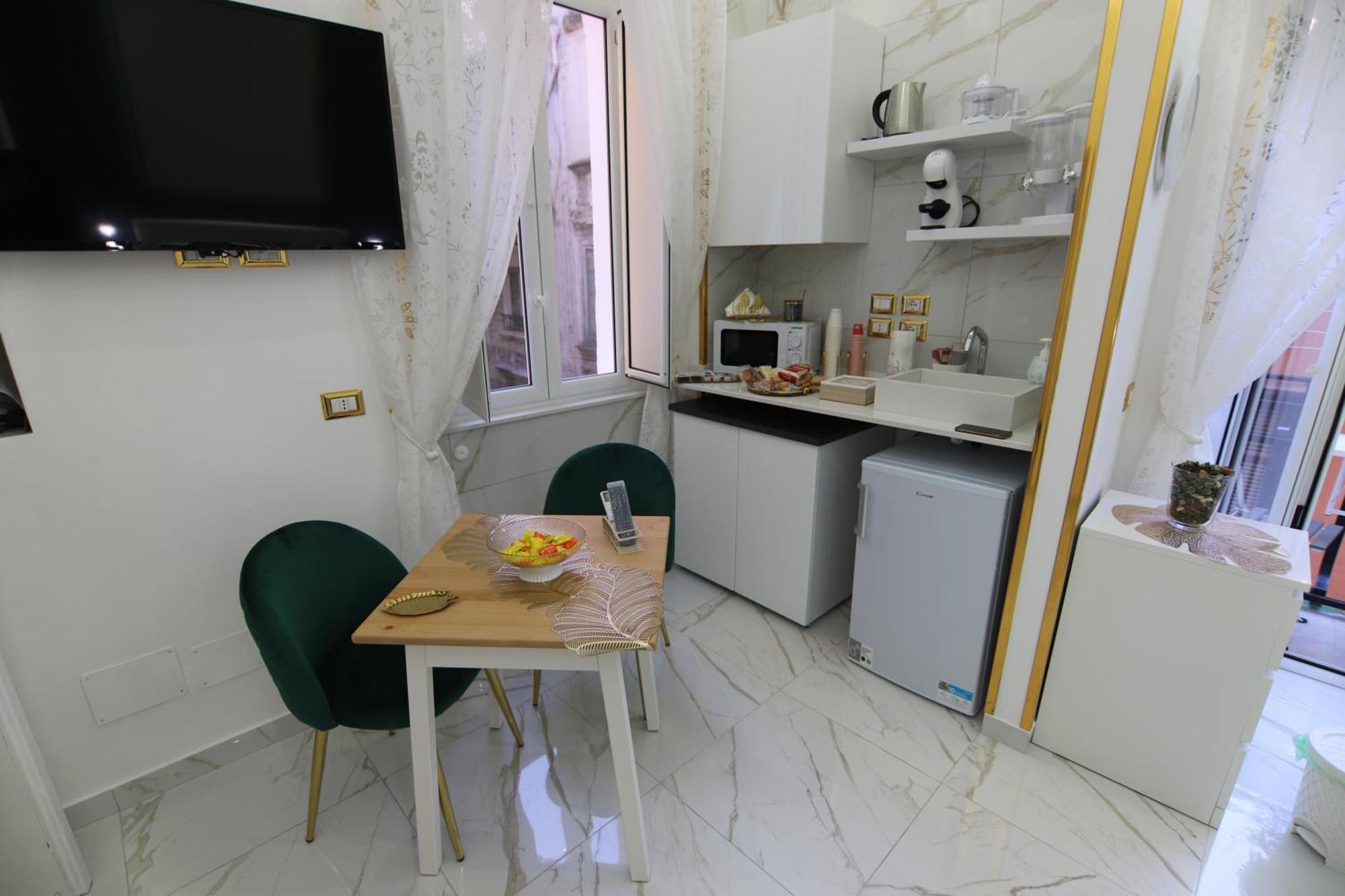 דירות נאפולי Regina House מראה חיצוני תמונה